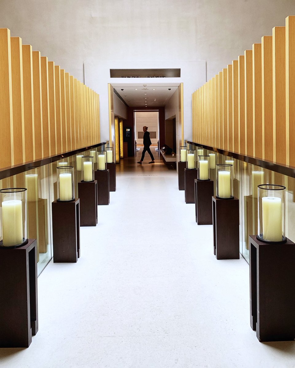 javanng's tweet photo. Finding symmetry at The Upper House in Hong Kong.
#HongKong #luxuryhotel #theupperhouse #symmetry @UpperHouse_HKG @discoverhk @TravLeisureAsia https://t.co/XysrAac9nX