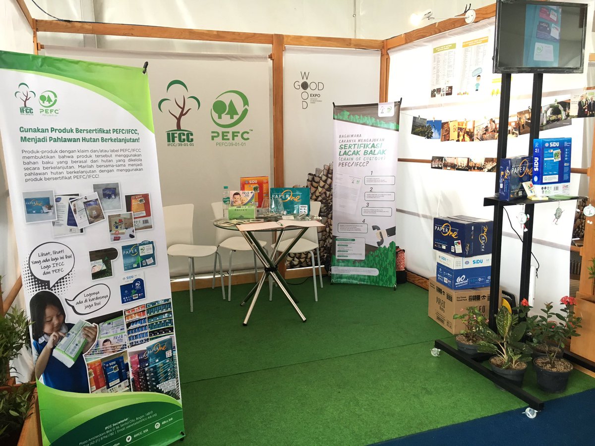 IFCC_KSK's tweet photo. TODAY!
IFCC is participating in Indonesia Furniture Expo (IFEX) 2019 which is starting today, 11th March 2019 until 14 March 2019. Show facts IFEX 2019:
500+ exhibiting companies with 60.000 SQM exhibit area! (source: https://t.co/WSw42rv3Ui).
#IFEX #IFEXIndonesia #IFEX2019 https://t.co/Xj6zPJ7qIX
