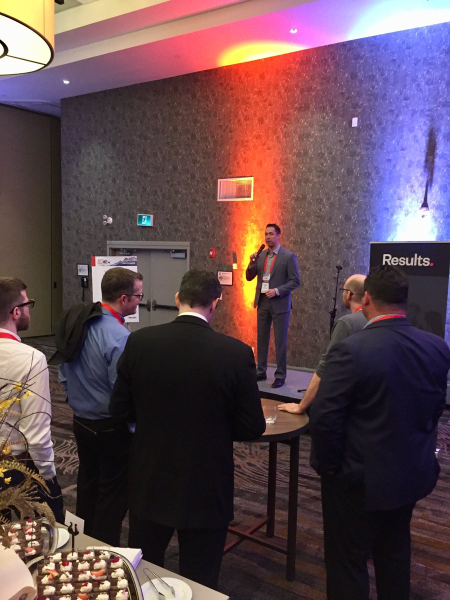 KEENCreatives's tweet photo. Met some awesome people tonight at @BEx2019 Looking forward to the amazing sessions and connections ahead! #proudsponsor #BEx2019 @kananaskislodge https://t.co/VmRzMZ4NA4