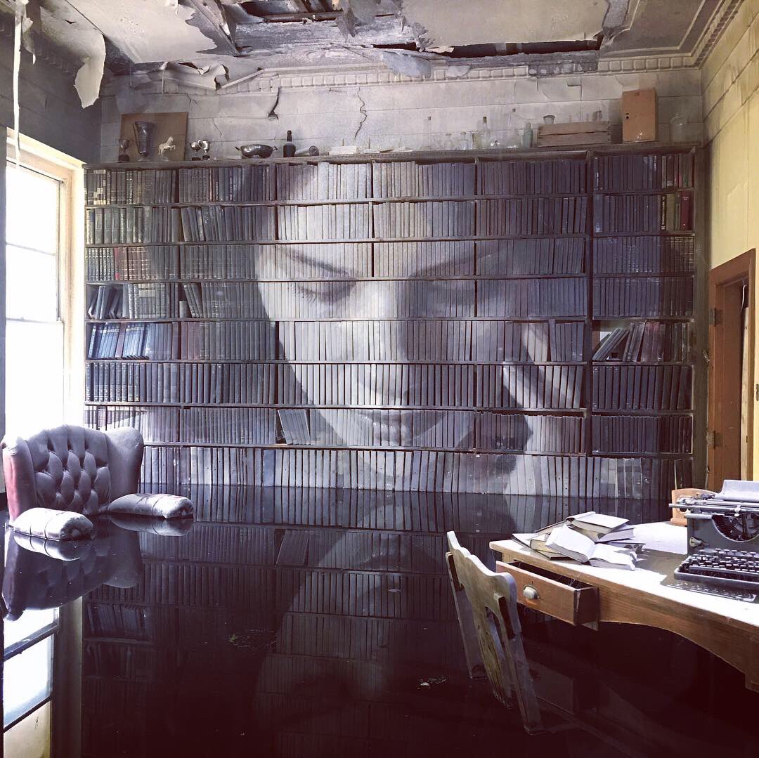 justine_hyde's tweet photo. Definitely loved the submerged library best at #EmpireRone https://t.co/RE0Phl1Zk3