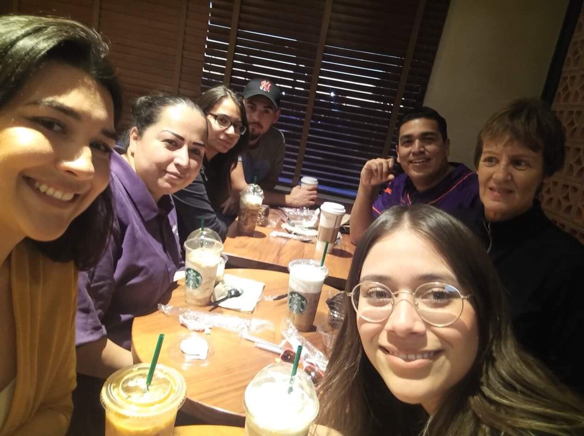 MelissaDelaIsla's tweet photo. thank you Nannette for visiting Mexicali🌎and dedicates time with us! 😊meeting you was amazing 👭you are a person that everybody has to meet once in their lifes! 🙌🏻definitely Mexicali will always waiting for you with open arms 💜💜 #PurpleLIFE #MetroCommunity #MetroWork #AOY2019 https://t.co/risWOpKepb