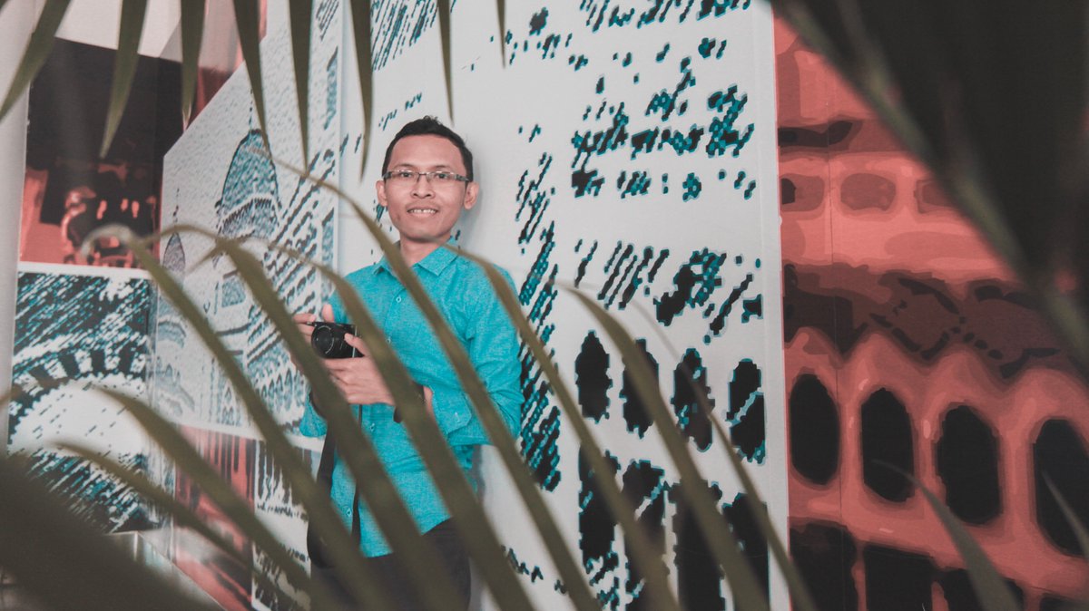 danangmandala's tweet image. Semangat itu seperti mesin menderu, karena mengajari selalu bersaru.
instagram.com/p/Bu2tH46lzF-/…

#thinkmax #danangmandala #spirit #blogger #vlogger #spotters
#indonesianspotters #traveler #traveling #instatravel #travelblogger #travelphotography #photooftheday #aviationgeek #camera