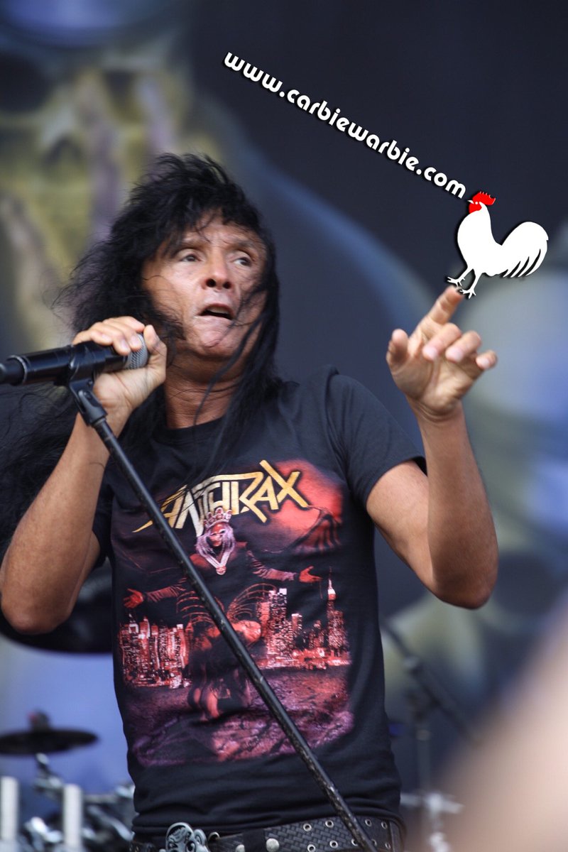 CarbieWarbie's tweet photo. ❤️ 💉 Love'll get you like a case of @Anthrax! They are killing it right now at @DownloadFestAU @SecretServicePR @LiveNationOzNz! ❤️⚡️🐓
#DownloadFest2019 #DownloadFestival2019 #LiveNation #LiveNationOzNz #UnifiedMG #SecretServicePR #DLAUS2019 https://t.co/ollQselUrO