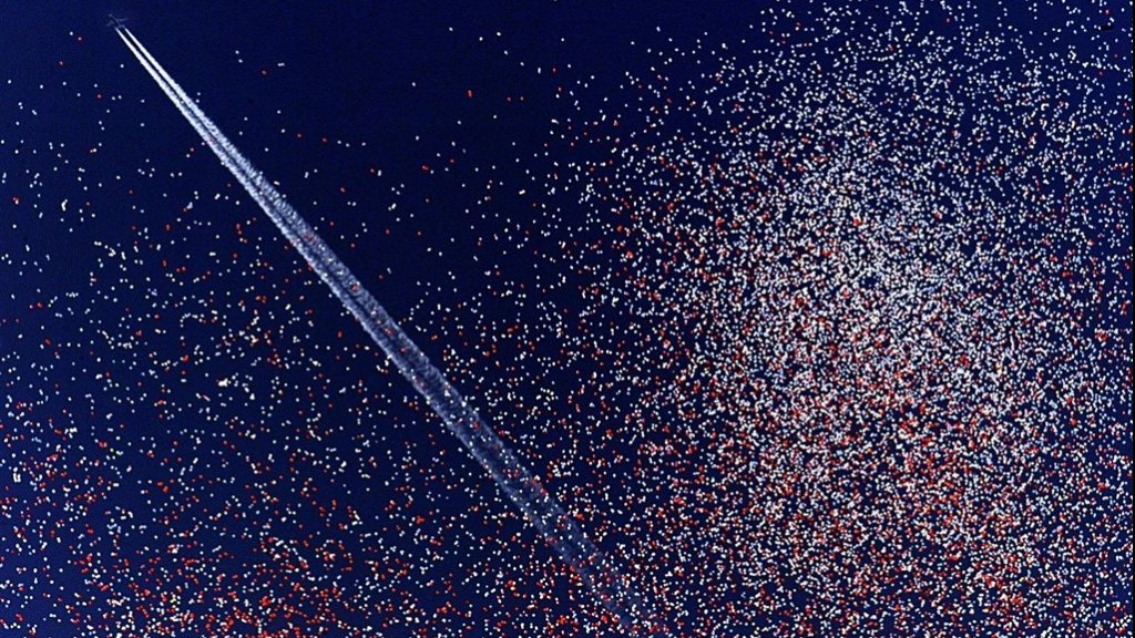 RTLnieuws's tweet photo. Verbod op ballonnen in steeds meer gemeenten https://t.co/kzdP0XtRSJ https://t.co/xHUX18Yu7u