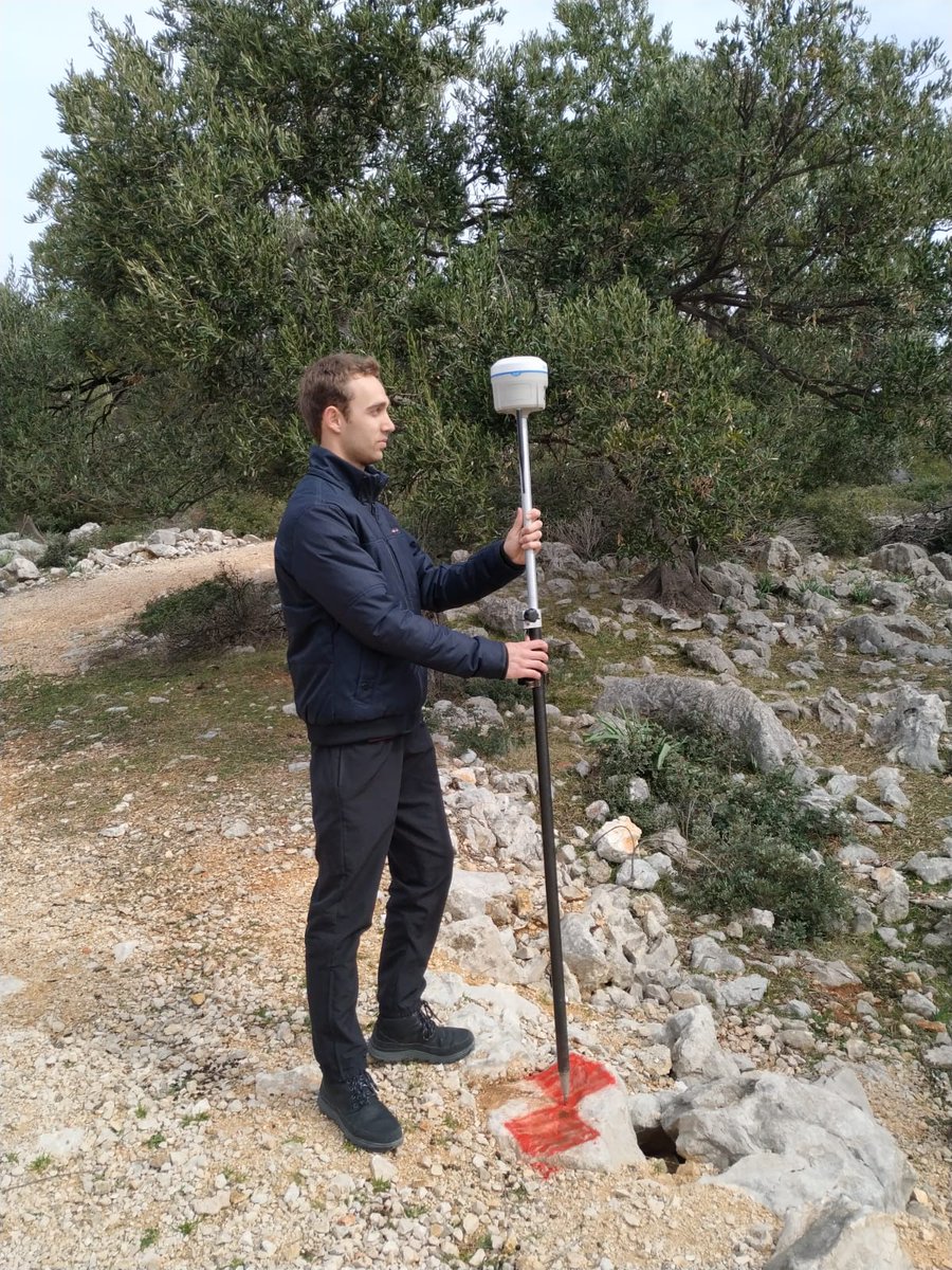 GalProjekt's tweet photo. This weekend we spent in Lun,  which is famous for one of the oldest olive groves in Croatia. Lun is one of our research areas. We will apply geotechnologies there in olive landscape modelling. 
#hrzz #gal_project #unizd
w//@vedrana_glavas @DrscLukaBabic @IvanPlascak https://t.co/KuqkjK4WKc
