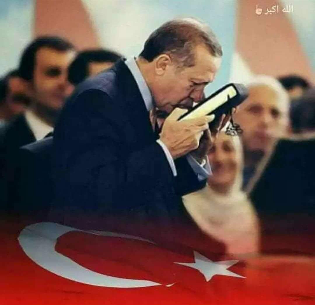 Cesur (@sunarozlem30) on Twitter photo #Allah seninle beraber olsun uzun adam  sen yürü yürüki ardın sıra sel olup akalım 
Sen ümmete millete baş ol biz ayağa kakalım 
Dostu düşmanı biz seninle bildik 
Sen yoktun biz canımızdan yıldık 
Yürü sen uzun adam sakın ha durma zalime vur mazluma vurma
#EzansusmazBayrakinmez #Allah seninle beraber olsun uzun adam  sen yürü yürüki ardın sıra sel olup akalım 
Sen ümmete millete baş ol biz ayağa kakalım 
Dostu düşmanı biz seninle bildik 
Sen yoktun biz canımızdan yıldık 
Yürü sen uzun adam sakın ha durma zalime vur mazluma vurma
#EzansusmazBayrakinmez