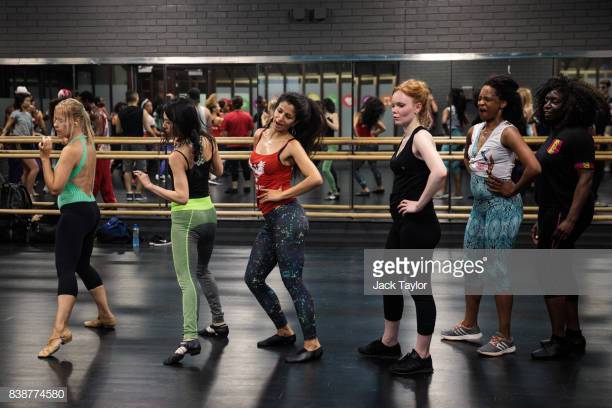 paraisosamba's tweet photo. Alô, Paraíso! Hope you had a great weekend! We’ve sorry for the long queues to pay at our Chalk Farm Tuesday classes recently. Help us reduce the queues by setting your Paraíso card to auto-top every time you come to class!
https://t.co/nv0glVs92q
https://t.co/ota63U3YqM https://t.co/S2qsziOQlU