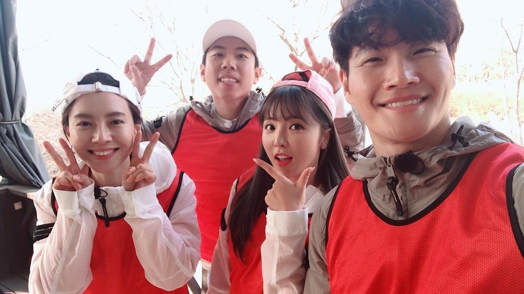 런닝맨 촬영할때 찍었던 사진ㅋㅋ 지효언니 종국오빠 세찬이 그리고 쌈바홍~💕