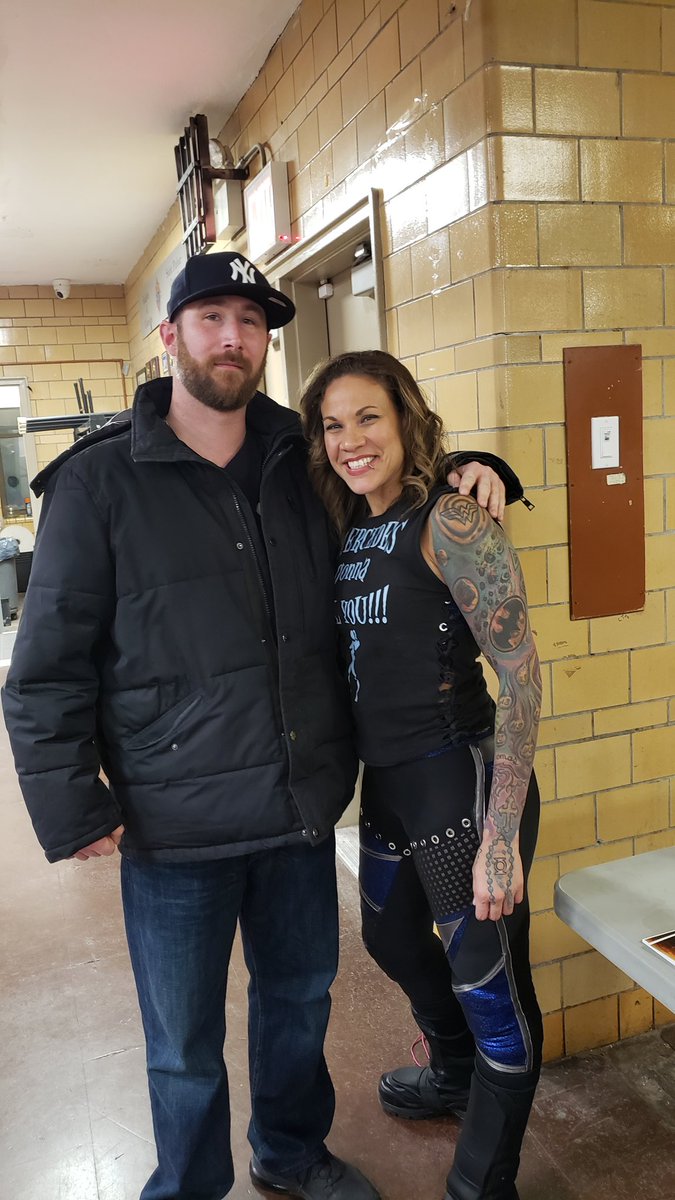 Z2nice1983's tweet image. Finally met @RealMMartinez this weekend at @WOWPROWRESTLING #BrooklynBeatDown in @StFinbarBklyn. Just when I was about to smile,😃 the pic was taken. #IwasntReady.  I was still in the moment.  LOL.  #MomentOfTheNight for me.🔥🔥 #ThankYouMercedes THE NEXT @WWNSHINE Champion💯