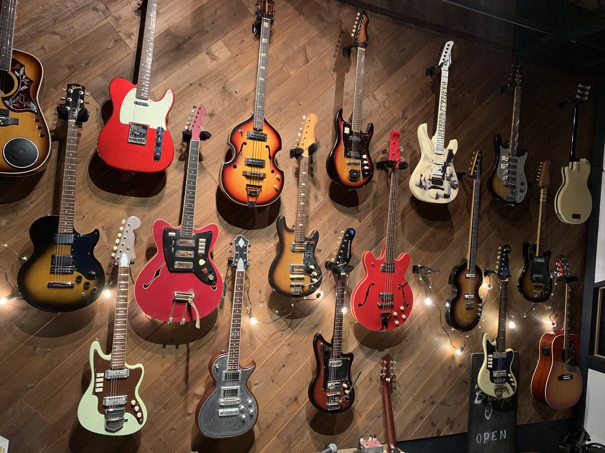 masaoki moroishi (@b_sabbath_b) on Twitter photo 【ゆる会vol.1】3/22(金)18時より
思いつきで企画した、ゆるーく音楽を語る会、告知ページ作りました!
適当に飲みながら、ゆるく、熱く語り合いましょう!
僕はバーカンでお酒を作ったりお話を聞いたりしてます。
詳細はコチラ→bit.ly/2TuSBNV
会場→<a href="/g_s_bridge/">guitar_shop_bridge</a>
どうぞお立ち寄りを! 【ゆる会vol.1】3/22(金)18時より
思いつきで企画した、ゆるーく音楽を語る会、告知ページ作りました!
適当に飲みながら、ゆるく、熱く語り合いましょう!
僕はバーカンでお酒を作ったりお話を聞いたりしてます。
詳細はコチラ→bit.ly/2TuSBNV
会場→<a href="/g_s_bridge/">guitar_shop_bridge</a>
どうぞお立ち寄りを!