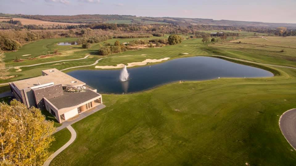 Wishing You a nice springy week ⛳️⛳️🍃🌷
#zalasprings #zalasprinsgolf #zalaspringsgolfresort #hungariangolf #hungariangolfresort #zalaspringsrealestate #zalaspringsinvestments #realestateinvestment #zalaspringshome #zalaspringsluxury