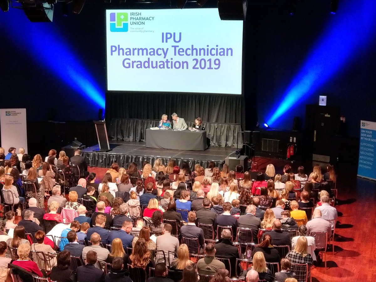IrishPharmacy's tweet image. Big turnout for the @IrishPharmacy Pharmacy Technician graduation ceremony in the Mansion House #techgraduation.