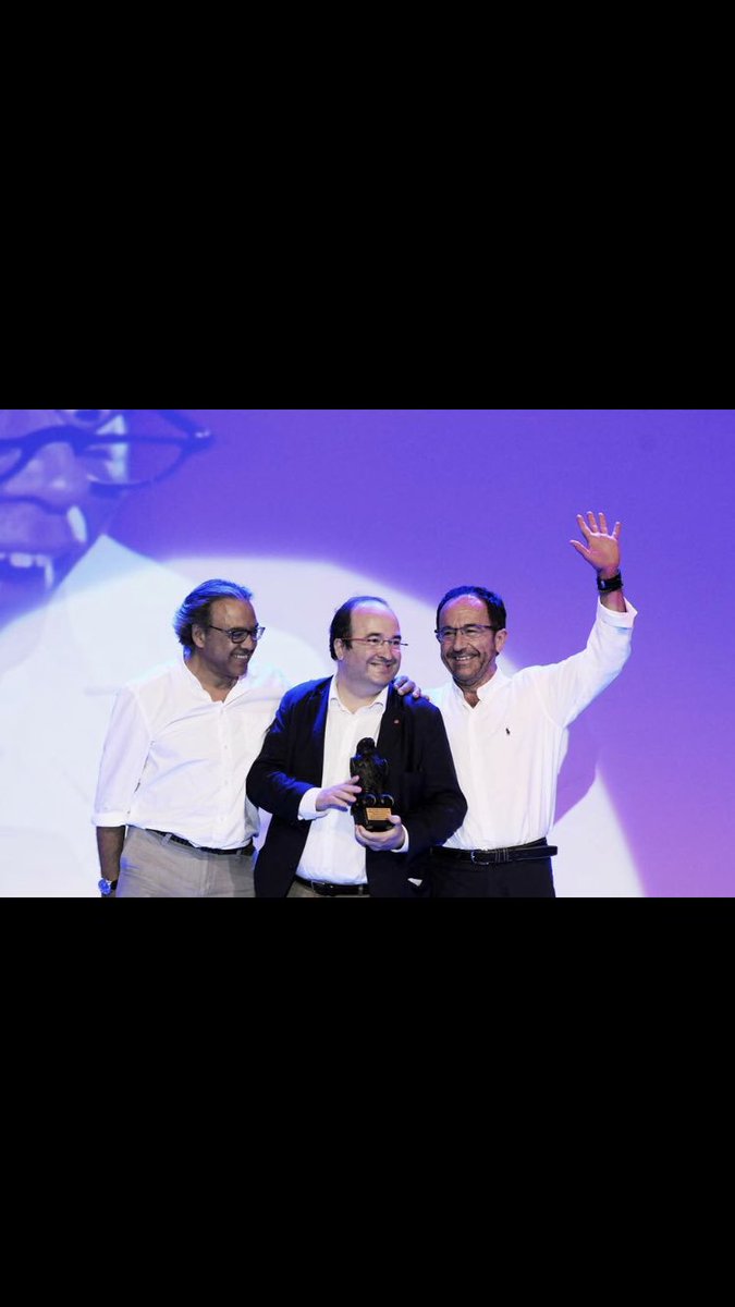 manolomata's tweet image. Hay que ser atrevido e ignorante para hablar de @miqueliceta en los términos en los que lo hace @Tonicanto1 . El señorío, la obstinación por la concordia y la conciliación, la búsqueda tenaz de soluciones, su cultura... todo teñido de sentido del humor . Un crack!