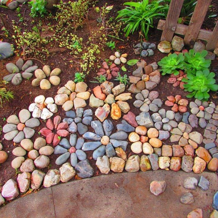 janjohnsen23's tweet photo. I did not include this sweet idea in my stonescaping book, The Spirit of Stone but I wish I had....  @LindaSLarson2 @BentTrowel 

#stonescaping https://t.co/YJZJtMZyM4