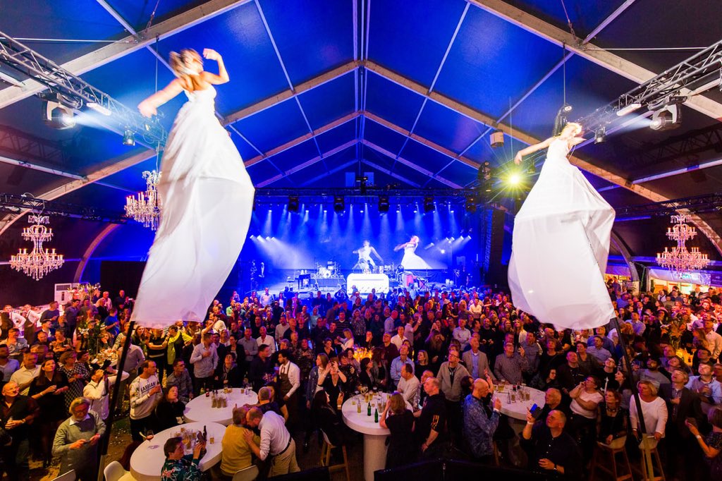 Was One Family One Party door BYLEI het meest creatieve eventconcept van 2018? Bekijk hier de pitch youtu.be/azAYb9Wvkno en breng uw stem uit voor de Gouden Giraffe Publieksprijs via bit.ly/2IY0aHP! #gg18