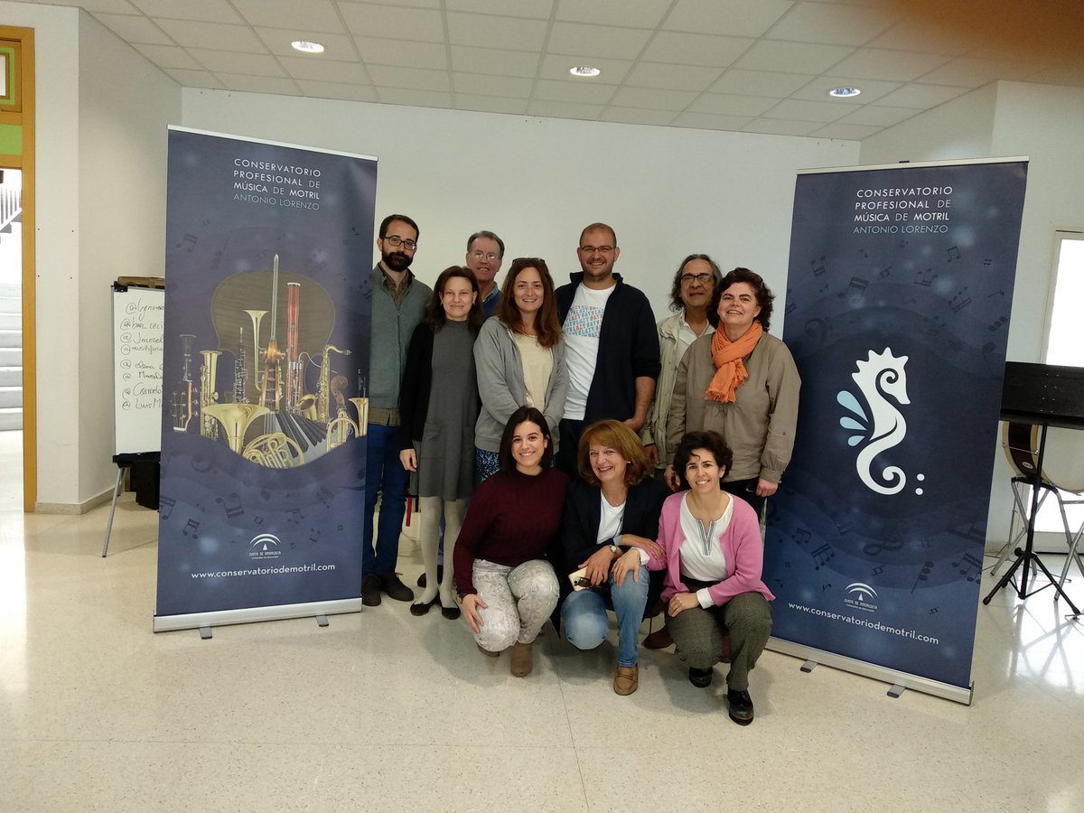 ConsMotril's tweet image. Por fin arrancamos en redes!
conservatoriodemotril.com  @aytomotril @Motril__Digital @puertodemotril @BECREAGR @RinconesdeGrana @RCSMVE @cepdemotril @_antoniodomingo @Cmusvigo @peraltadavid @RCSMM_oficial