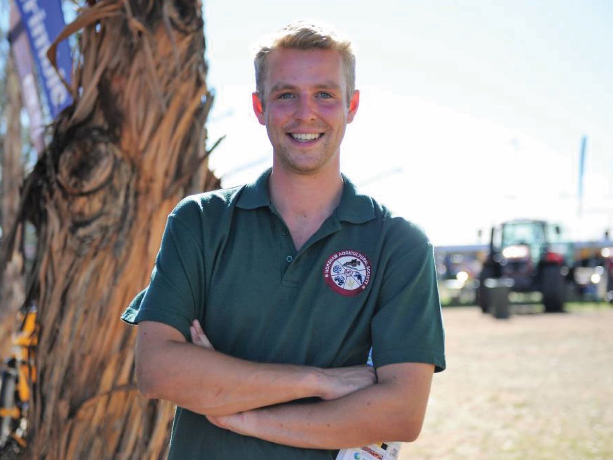 awn_rural's tweet photo. 🎉 Congratulations to AWN Horsham Wool Buyer, Zack Currie, on becoming the youngest ever President of the Horsham Agricultural Society 👨🌾🐑🚜 #woolnetwork #horsham #wool #sheep #merino #agriculture #president #aussiefarmers #agcareers #agribusiness #horshamagsociety https://t.co/MuN39fMN1R