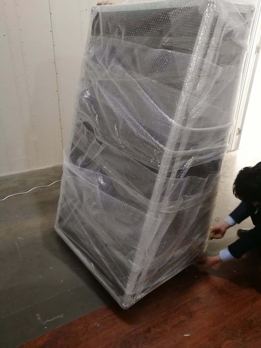 MirrorPhotoBoo2's tweet image. Just sent out on SAT,to USA  
65" Magick Mirror Photo Booth