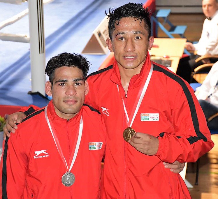 GeeBee Boxing Tournament: Kavinder Singh Bisht wins gold medal while Shiva Thapa and Rookie Govind Sahani (49kg), Mohammed Hussamuddin (56kg) and Dinesh Dagar (69kg) claimed silver medals!
Photo: <a href="/BFI_official/">Boxing Federation</a>//Twitter
