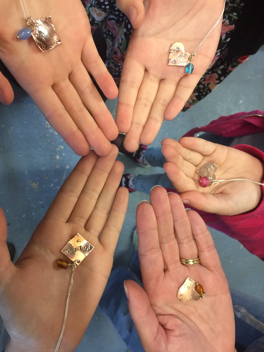 KLawrieJeweller's tweet photo. Another great birthday party for 4 nine year olds. They all made a personalised pendant, and so did mum! #jewellery #handmade #kidsbirthdayparty #bespokeparty https://t.co/ST7GklPgYd