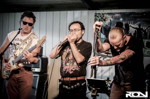 Een feestje in plaats van subsidie... Koogerpark... #wormerveer <a href="/RosaMenno/">Menn⭕️ de Haas</a> deorkaan.nl/benefiet-voor-…