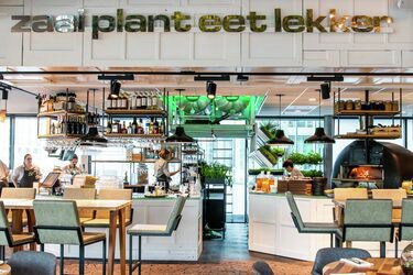 Wil jij minderen of stoppen met vlees eten, maar weet je niet zo goed hoe? Vandaag begint de Nationale Week Zonder Vlees en is dus het perfecte moment om te beginnen. Kom eens langs bij @TGH_Utrecht in Utrecht voor vegetarische én duurzame gerechten. 🌿  #weekzondervlees.