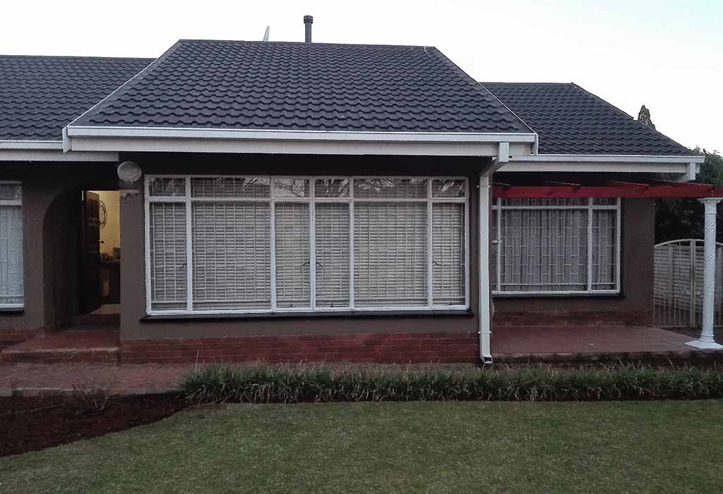 listurpropertyS's tweet photo. Be the new owner of a stunning home! @ Vanderbijlpark Se 2

Mr.Kenny Willemse  From  De-Properties

https://t.co/uabhZPSybJ
#SaleProperties #PropertyIn https://t.co/4SC494SUhV