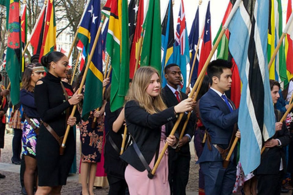 AntoniaRomeoUK's tweet image. Happy #CommonwealthDay! Today marks 70th anniversary of its current formation.

The Commonwealth unites 2.4 billion people across 53 countries.

🇬🇧 exports to the Commonwealth = £56.3bn annually. ⬆7.3% yr on yr.
#ConnectedCommonwealth