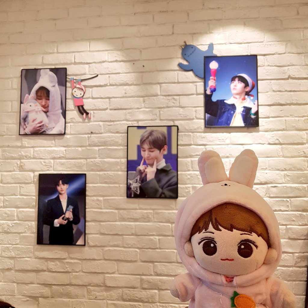 bunnihoon's tweet photo. thank you @YJS_SG for organising this event!! 💗 #花inSG https://t.co/KNQ3fakk9L