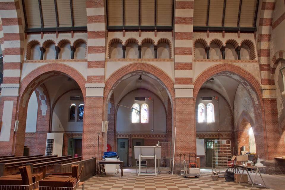 Hap035's tweet photo. Is deze kerk jouw favoriet voor de Hilversumse Architectuurprijs? De Clemenskerk begint aan zijn tweede jeugd. Een herbestemming van een rijksmonument, en sprong in de toekomst…

Kijk hier om te stemmen: https://t.co/WxTmqPkXNC https://t.co/UtTxQRgooV