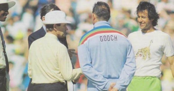 Im_SVee's tweet image. @TheRealPCB before raising accusations over army caps, check what ur crazy PM did in 1992, @BCCI @ICC @ImranKhanPTI  this went scot-free, at least army caps were sanctioned @cricketaakash @bhogleharsha #armycaps