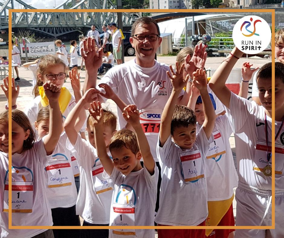 runinspirit's tweet photo. Vos enfants n’arrêtent pas d’inviter leurs copain(ne)s chez vous ? Vous ne savez plus comment les divertir ? Run in Spirit vous propose une course spéciale enfants à l'arrivée de la course !
https://t.co/7bntHjIvIO
@IreneedeLyon @GOxygene @RCFLyon @letoutlyon @MingatLocations https://t.co/A0Y4ogmm7c