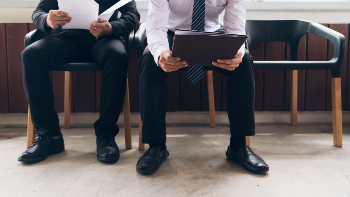 TopCVServices's tweet photo. Feel like you're struggling in your #jobsearch? Don't keep it to yourself. https://t.co/Cvfraw4kfw https://t.co/UE8M5uH8Ib