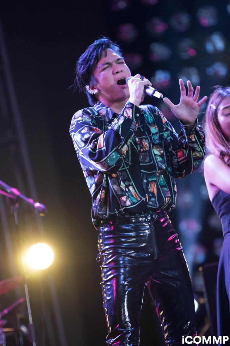 IMarcoBot's tweet photo. Awitenista 32 // Blue Notes and Tones
#Awit32 #Awitenista32
More photos at: https://t.co/dxrvsQPWID https://t.co/DthekPryuj