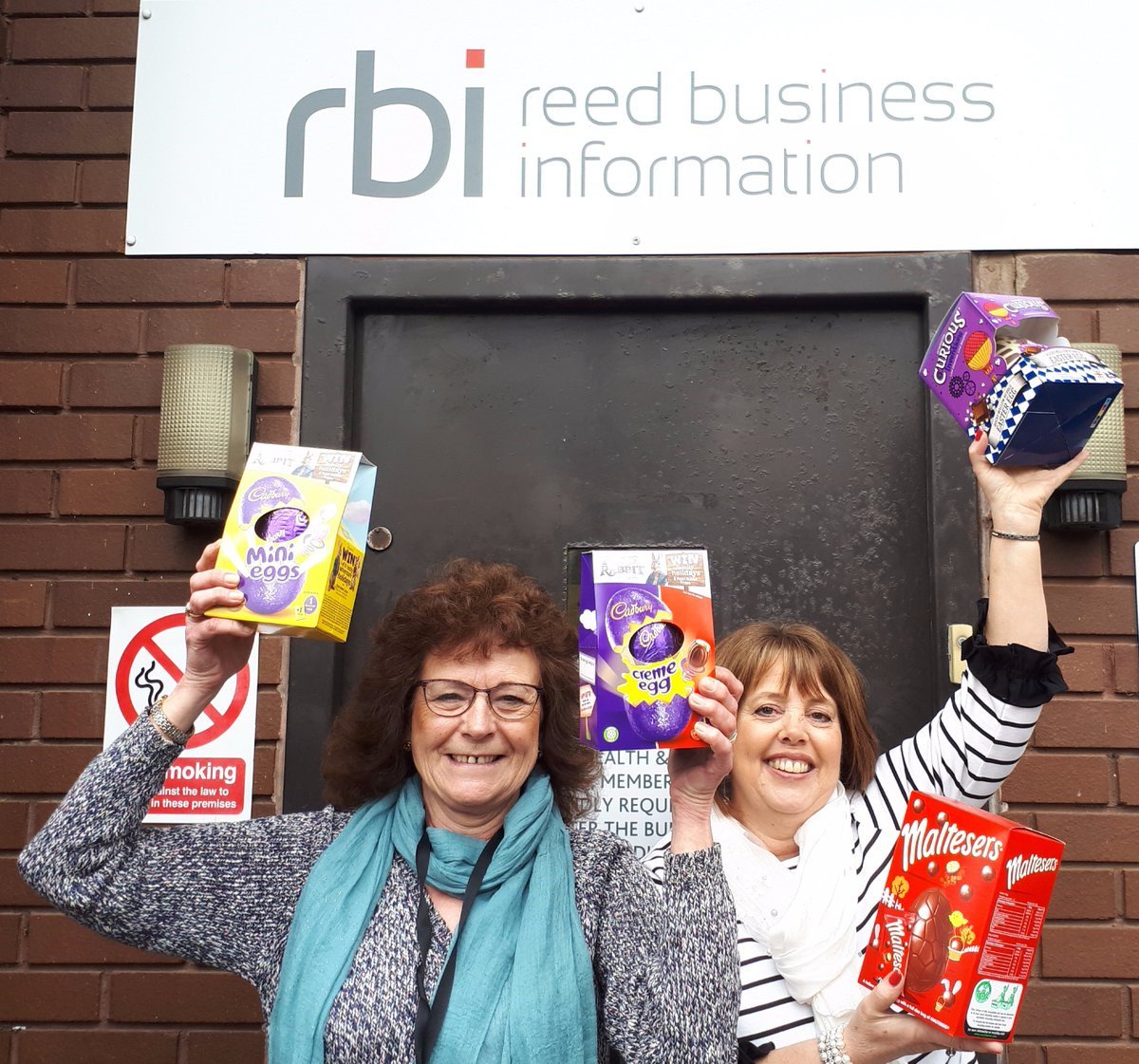 Read how #Sutton is transforming their community through acts of kindness at Easter ow.ly/IOoQ30nYa9e thanks to <a href="/ShareMiracleUK/">ShareTheMiracle</a> and @ReedBusinessInf 
Find out how YOU can get involved whether you are a business, school, church or group #ShareTheMiracle #DesignedForKindness