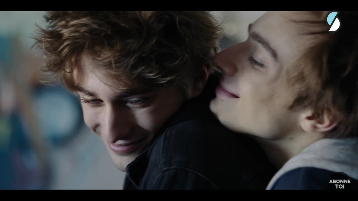 Hold me and dont let go.

@imprintwt