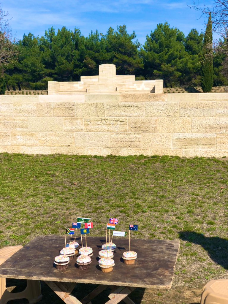 bnbgundogan's tweet photo. Today is Commonwealth day and a chance to reflect on those from the Commonwealth nations who lost their lives in many a foreign field. @CWGC #FarFromHome #CommonwealthDay #CWGC #WorksTeam from #AzmakCemetery #Gallipoli #Turkey https://t.co/bWkGGd3S50
