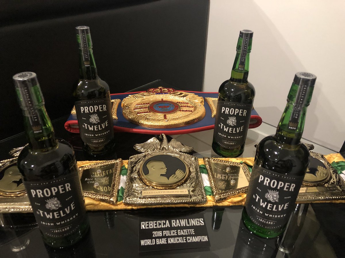 RowdyBec's tweet image. 🥃 @ProperWhiskey arrived just in time for St Paddy’s Day 🍀🇮🇪 Thanks @Hellodrinks_AU #properwhiskey #propertwelve #policegazette #diamondchampion #worldchamp #WBF #champchamp