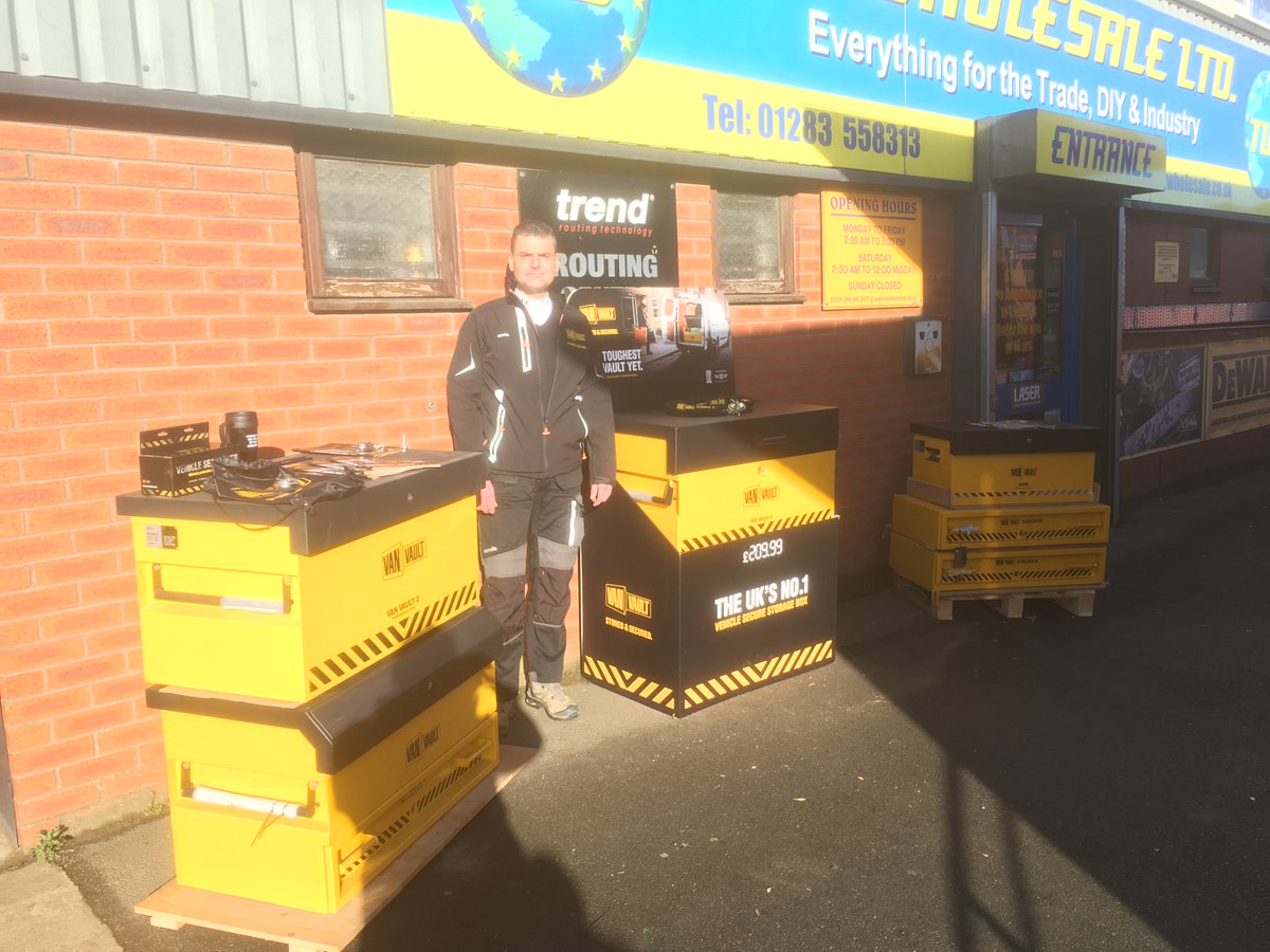 VanVault's tweet image. A lovely sunny morning @TWToolStore for a Van Vault trade day. If you're in the area, say hi and grab some Van Vault goodies #newvanvault #toolsecurity