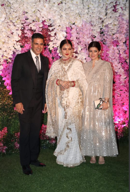 teapentertain's tweet photo. Celebrities attended the Akash Ambani, Shloka Mehta's Post-Wedding Celebration

#AkashAmbani #ShlokaMehta #Wedding https://t.co/B3nt617sip
