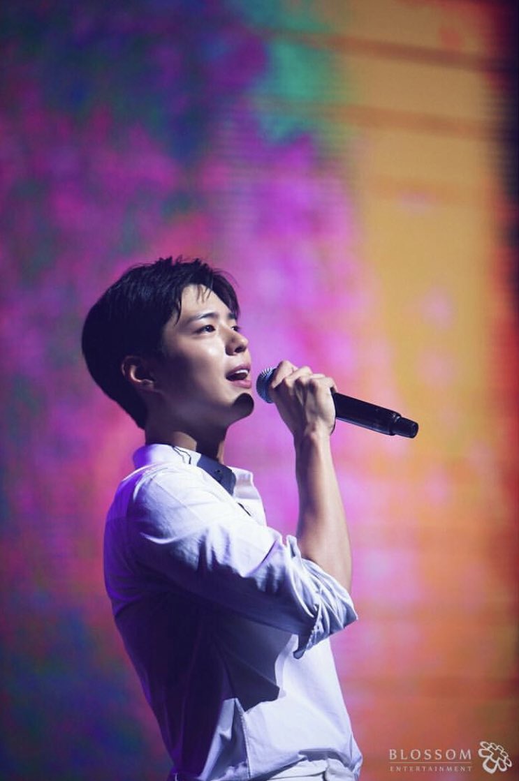 kimchifangirl's tweet photo. This Bogs I like🎶 This Bogs I like🎶
#ParkBoGuminSG #ASIATOURinSingapore
#BogsIlike @ent_blossom https://t.co/wtKrgEmsVV