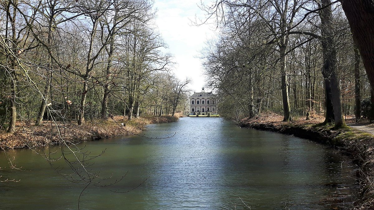 MooisteRoutes's tweet photo. Old Heinopad (Heino - Overijssel) https://t.co/caApmfHPM7
Vanaf het begin van de wandeling loopt u al snel het weinig bezochte landgoed De Gunne in.
Het is genieten in dit rustige gebied.
Na De Gunne ...
#Heino #Gunne #Colckhof #wandelen #natuur #walking #nature #Overijssel https://t.co/Z5nEN9YyQG