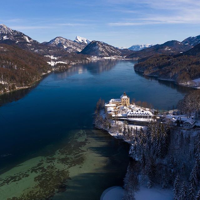 schlossfuschl's tweet photo. Dreaming of a WINTERWONDERLAND? We have still snow and are hardly looking forward to welcome spring soon. 
@schlossfuschl | Fotocredit: @danielgmeiner 
#fuschl #travel #schlossfuschl #schlossfuschlresortandspa #schlossfuschlmoments #schlossfuschlmagic #winter #winterwonderla… https://t.co/sfARPisN7K