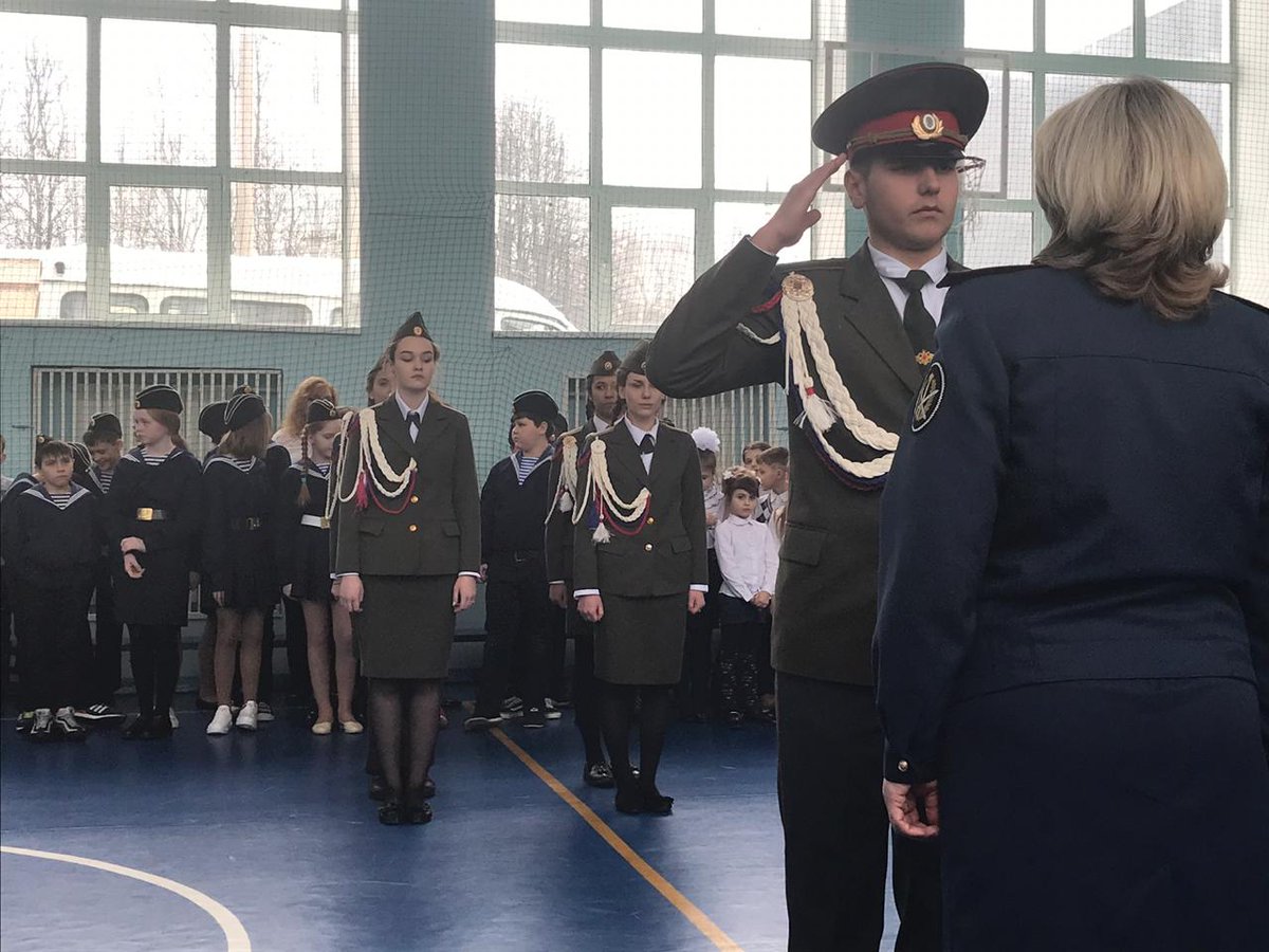 <a href="/kobr_nmsk/">Комитет по образованию МО г. Новомосковск</a> военно-патриотический месячник в МБОУ "СОШ №5" завершился смотром строя и песни.