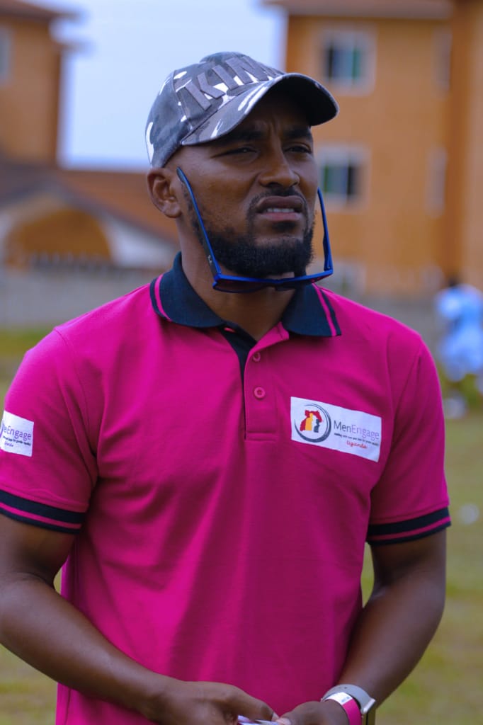 GCWR_Uganda's tweet photo. #KickforEquality Highlights
"Men need to be engaged in the fight against #SGBV because they are usually the perpetrators and that is what @MenEngageUganda does"
Said Hassan, National Coodinator at the Women sex work soccer tournament on #IWD2019
Funded by @UAFAfrica https://t.co/dSIgvUK014