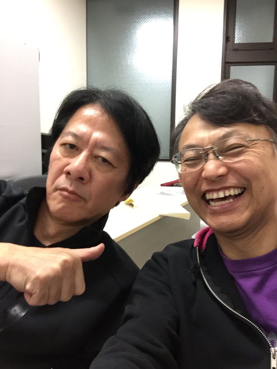 相島一之 博多座 めんたいぴりり 今回の座組で一番嬉しいのは川原和久くんと一緒なこと 劇団ショーマの看板俳優 あいじまと同い年 80年代共に小劇場で走った仲間 30年の付き合いか 泣く子も黙る 相棒 の伊丹刑事 T Co Mpz78berva Twitter