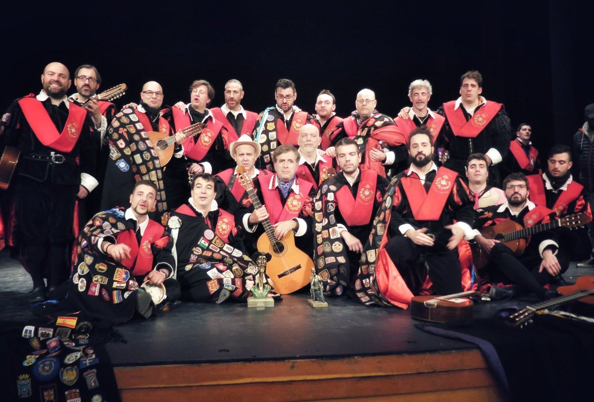 Muy orgullosos de nuestra participación en el #FITA2019 
¡Primer premio y Tuna más Tuna!
Gracias <a href="/TunaAlcala/">Tuna de Alcalá</a> <a href="/TunaUAH/">Tuna de Alcalá</a> <a href="/UAHes/">Universidad Alcalá</a> <a href="/AytoAlcalaH/">Ayuntamiento de Alcalá de Henares</a> 
<a href="/elcorreogallego/">El Correo Gallego</a> <a href="/OndaCeroGalicia/">Onda Cero Galicia</a> <a href="/lavozdegalicia/">La Voz de Galicia</a> <a href="/UniversidadeUSC/">USC</a> <a href="/PazodeRaxoi/">Concello de Santiago</a> <a href="/vozdesantiago/">La Voz de Santiago</a>