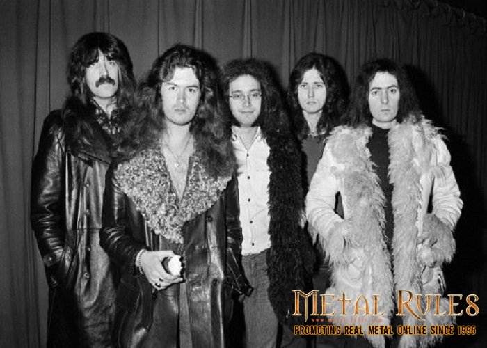 markosyrjala's tweet photo. Check out my new interview with @glenn_hughes . This was arranged last week in Kuopio.

@StahlEntertain  #DeepPurple #ClassicDeepPurple #BlackCountryCommunion #BlackSabbath #Trapeze #GlennHughes #metalrulescom

https://t.co/o8znGIPtEU https://t.co/6IkDlMpAJZ