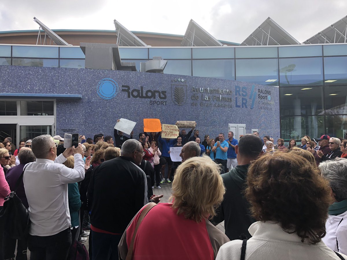 Albertoalamoo's tweet photo. Una vez más @HidalgoAlcalde @aridanyromero culpable de no velar que las instalaciones del @AyuntamientoLPA entregadas a empresas como Ralons ,para llagar a todo esto @canarias7 https://t.co/2NThIct7v0