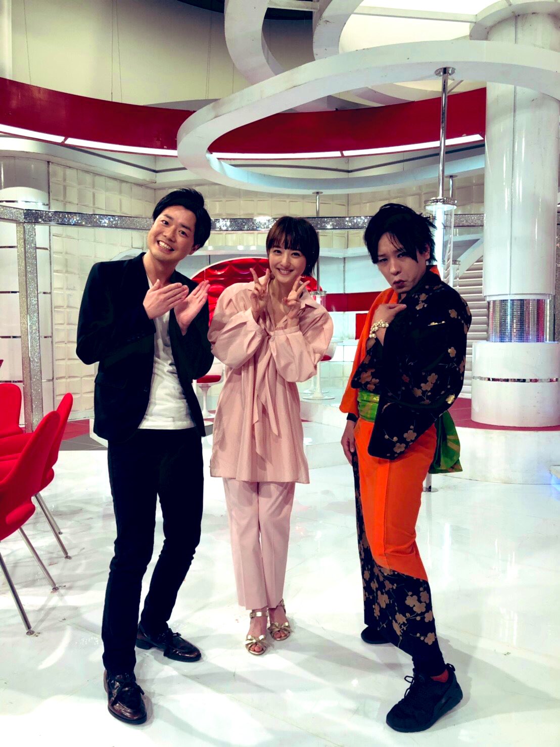 シュウペイ ぺこぱ おしゃれイズムありがとうございました 佐々木希さんに感謝ですね 実は収録で同い年という事もお話しさせてもらいました シュウペイ世代なんですよーって言ったらくりぃむしちゅーの上田さんに お前がトップランナーに